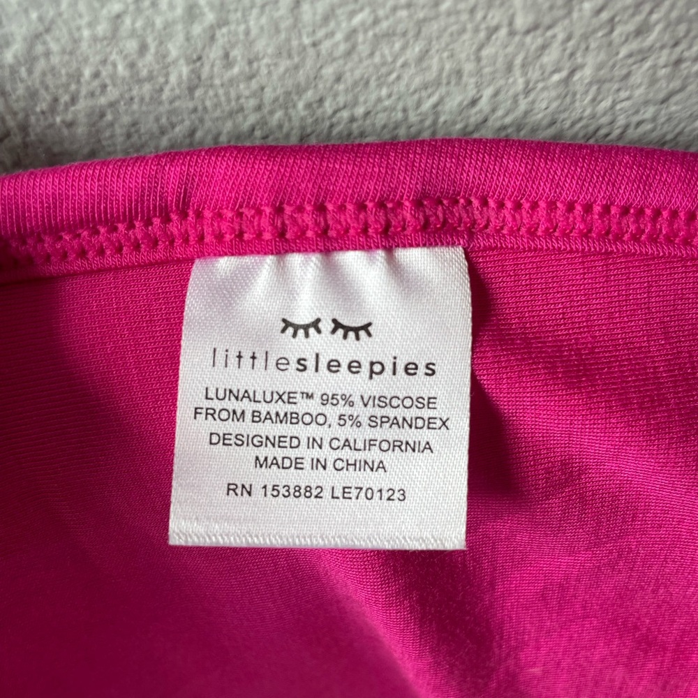 Little Sleepies Pink Rainbow Sprinkles Bamboo Cloud Blanket - Picture 6 of 6
